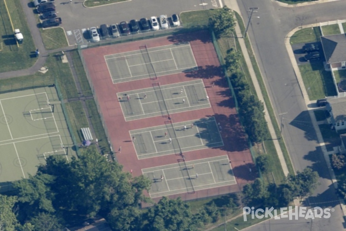 Photo of Pickleball at Manahasset Creek Park